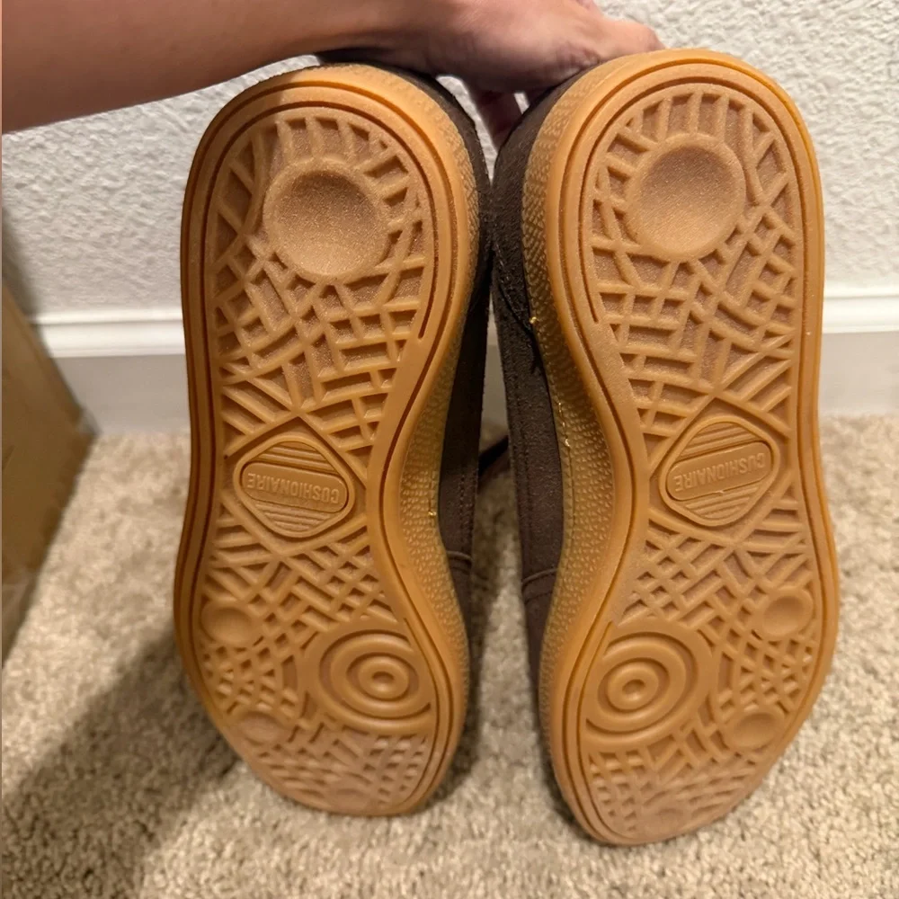 Women's Chocolate Suede Sneakers - Casual Comfort